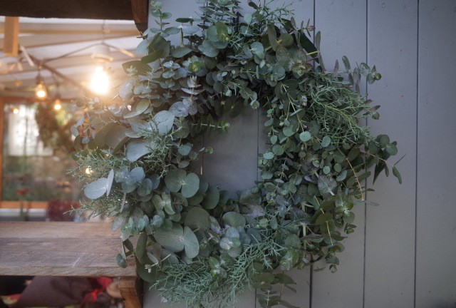 12/12 winter wreath work shop
